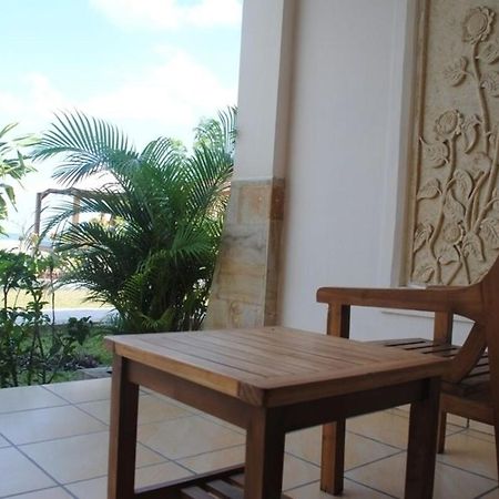 Lombok Beach Hotel Montongbuwoh Kültér fotó