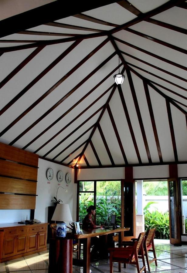 Lombok Beach Hotel Montongbuwoh Kültér fotó