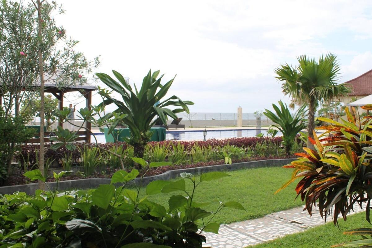 Lombok Beach Hotel Montongbuwoh Kültér fotó
