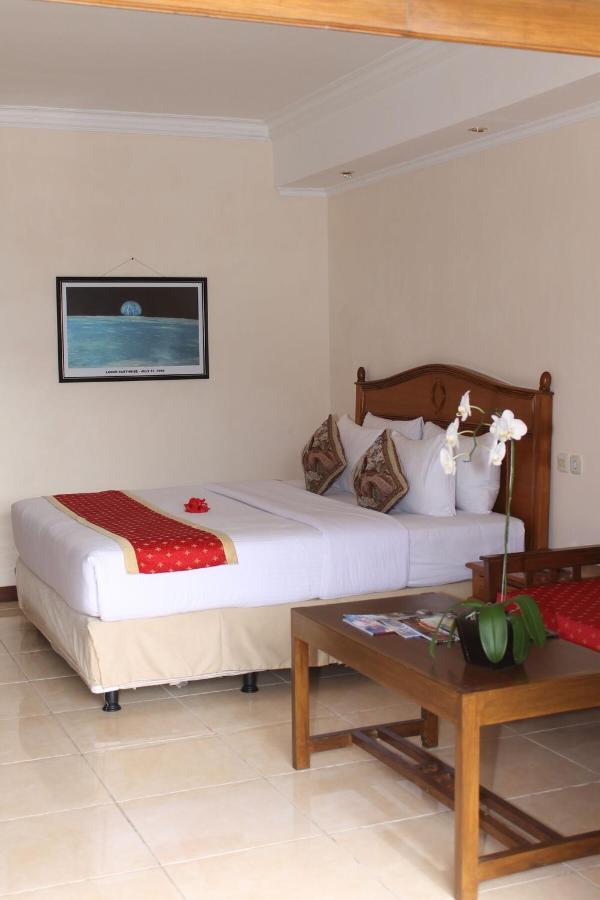 Lombok Beach Hotel Montongbuwoh Kültér fotó